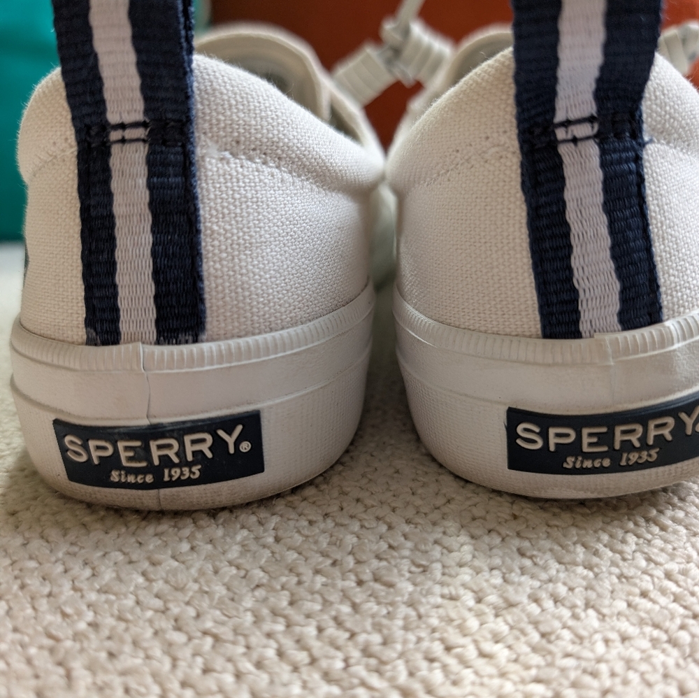 Sperry Canvas Sneakers Authentic - Picture 9 of 9